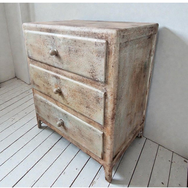 A unique and original piece! This small chest of drawers is quite lightweight (approximately 18 kg) as it's made of...