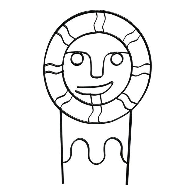 Mid-Century Modern Black Wire Sun Face Wall Sculpture – Abstract Contoured Metal Art For Sale