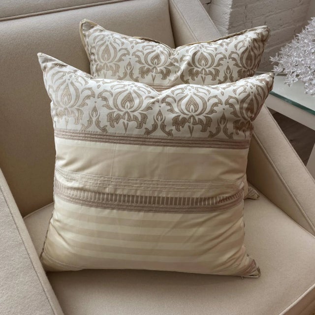 DWM | MALOOS 2000s Cream Damask Pattern Pillows - a Pair For Sale - Image 4 of 6