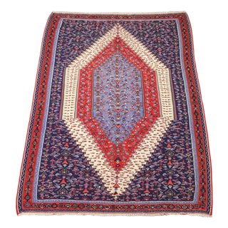 Middle Eastern Kilim Rug in Wool For Sale
