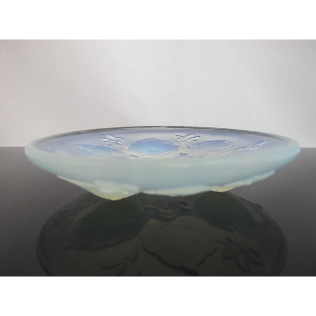 Art Deco Sabino Opalescent Glass Violet Flower Leaf Footed Dish Trinket Tray For Sale - Image 3 of 9