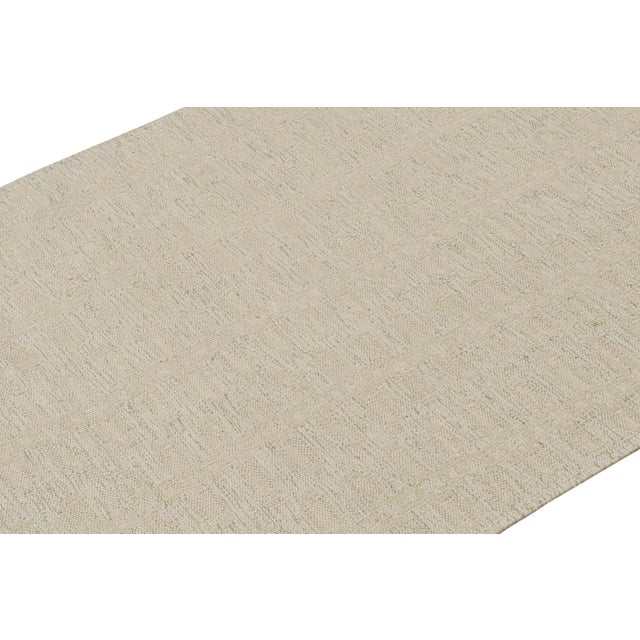 Rug & Kilim 2010s Rug & Kilim’s Scandinavian Style Kilim in Pearl White With Floral Pattern For Sale - Image 4 of 8