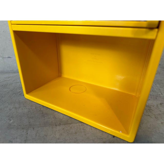 Vintage Yellow Medicine Cabinets by Olaf von Bohr for Gedy, Italy, 1980s, Set of 2 For Sale - Image 12 of 16