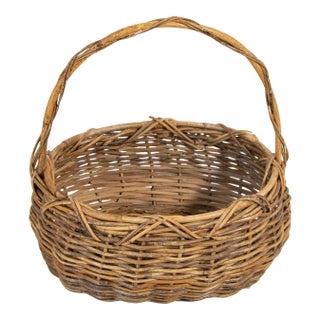 Large Antique French Provincial Grape Harvest Wicker Basket With Single Handle For Sale