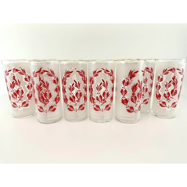 1960s Vintage Mid Century Frosted Red Holly Glassware in Teak Handle Carrier- Set of 8 For Sale - Image 5 of 9