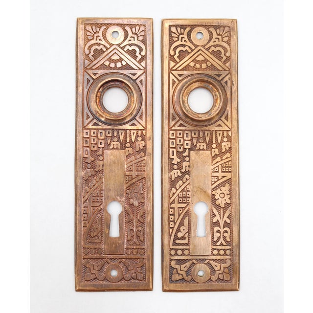Early 20th Century Vernacular Reading Windsor Brass Passage Door Knob Set For Sale - Image 4 of 7
