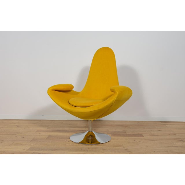 Set of Lounge Chair with Footrest from Mayfame, Denmark For Sale - Image 9 of 18