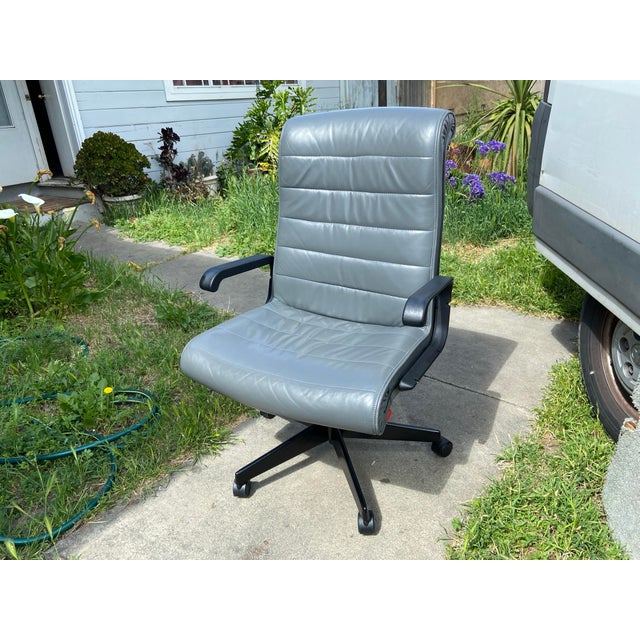 Vintage Richard Sapper Knoll Management Grey Leather Office Chairs For Sale - Image 11 of 12