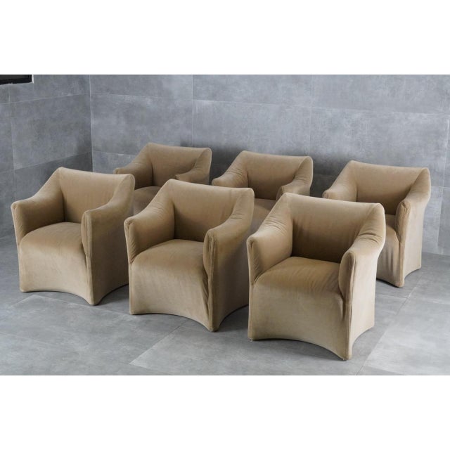 Mid-Century Modern Le Tentazioni Armchairs in Beige Velvet by Mario Bellini for Cassina, 1970s, Set of 6 For Sale - Image 3 of 18