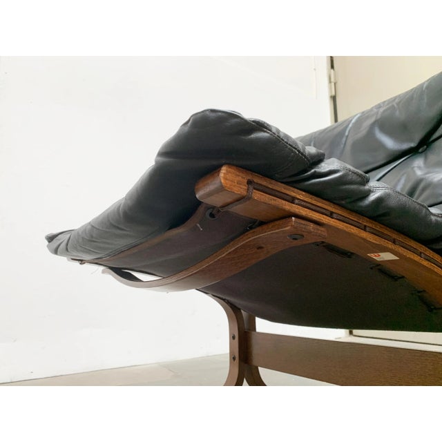 Wood Mid-Century Norwegian Siesta Lounge Chairs and Glass Side Table Set by Ingmar Relling for Westnofa, Set of 3 For Sale - Image 7 of 18