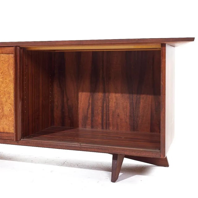 Brown George Nakashima for Widdicomb Model 205 Mid Century Walnut and Carpathian Elm Sideboard Credenza For Sale - Image 8 of 12
