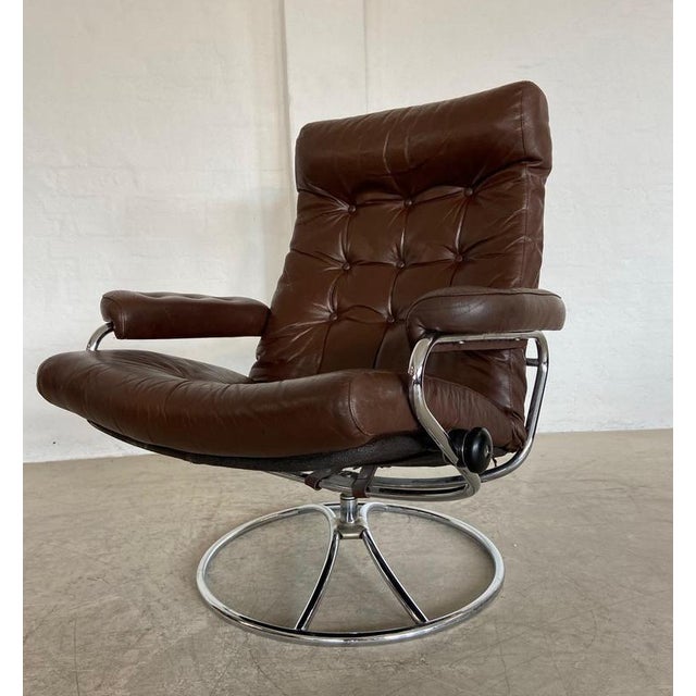 Vintage Brown Leather Ekornes Stressless Reclining Lounge Chair & Stool 1960,s For Sale - Image 18 of 18