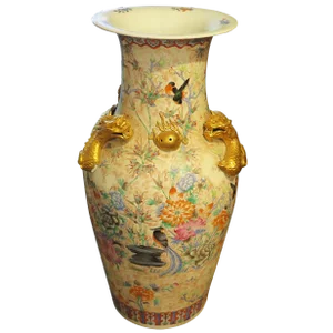 20th Century Chinese Cantonese Rose Medallion Vase With Gold Dragons
