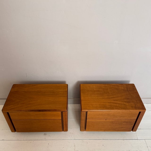 Mid-Century Italian Walnut Bedside Tables with Drawers, 1960s, Set of 2 For Sale - Image 10 of 11