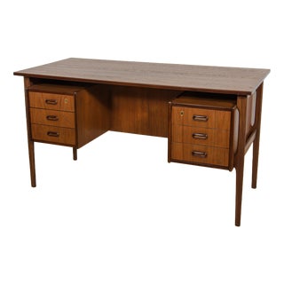 Mid-Century Freestanding Teak Desk, Denmark, 1960s For Sale