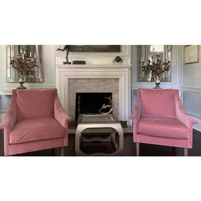 Mid-Century Modern Pair of Vintage Bassett Soft Pink Velvet Club Chairs For Sale - Image 3 of 15