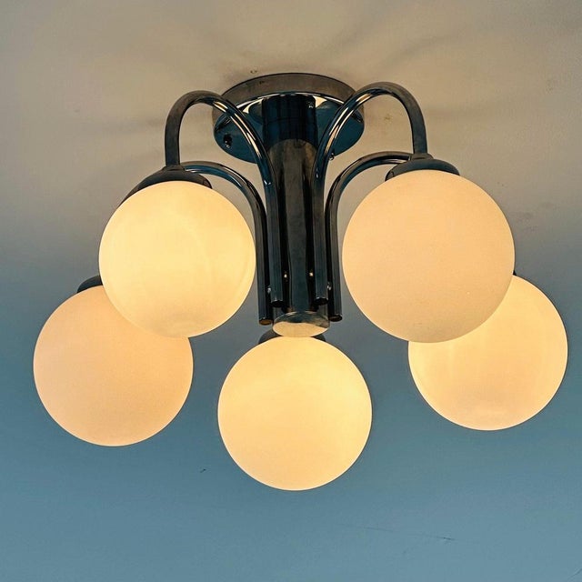 White Chrome-Plated Atomic Sputnik Chandelier with White Glass Balls, 1970s For Sale - Image 8 of 11