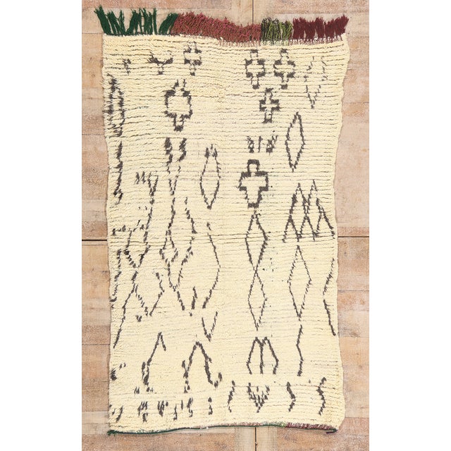 Vintage Azilal Moroccan Rug, 03'10 X 06'06 For Sale - Image 10 of 10