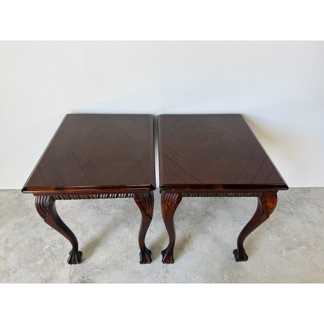 Pair of Vintage Georgian Style Mahogany Wooden Nightstands With Carved Claw Feet For Sale - Image 9 of 17