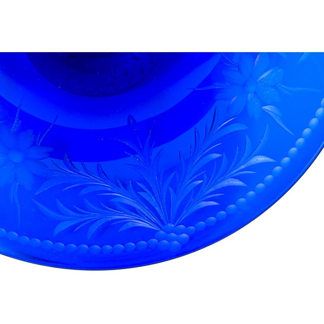 Pairpoint Cobalt Blue Engraved Floral Center Bowl Controlled Bubble Pedestal For Sale In West Palm - Image 6 of 14