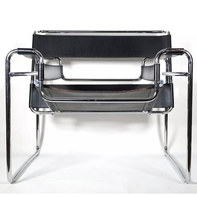 Marcel Breuer Vintage Bauhaus Wassily Armchairs by Marcel Breuer for Knoll Int., 1970s, Set of 2 For Sale - Image 4 of 4