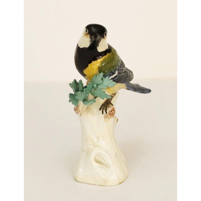 1920s Porcelain Great Tit on a Tree Stump from Meissen, 1920s For Sale - Image 5 of 9