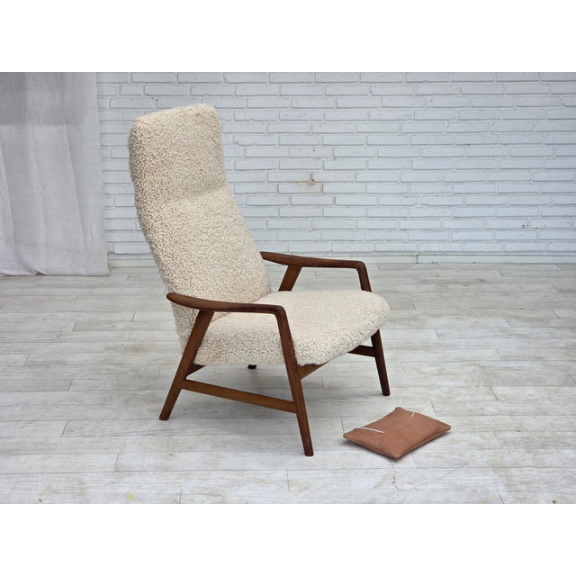 Danish Sheepskin Lounge Chair by Alf Svensson for Fritz Hansen, 1960s For Sale - Image 13 of 18