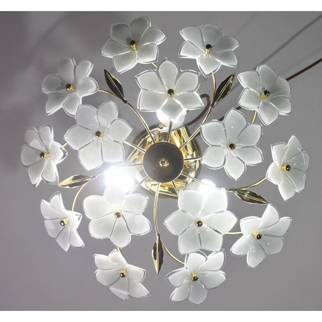 1940s Italian Delicious Murano Ceiling Light White Flowers For Sale - Image 14 of 15