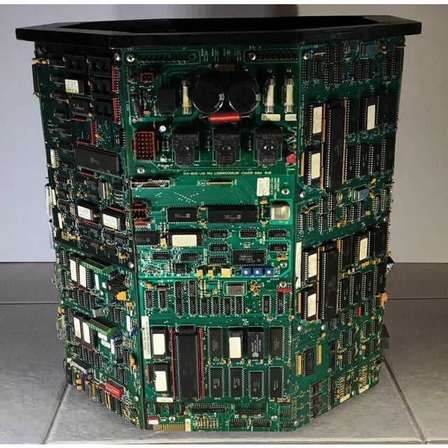 Mid-Century Modern Midcentury Small Octagon Coffee Table For Sale - Image 3 of 11