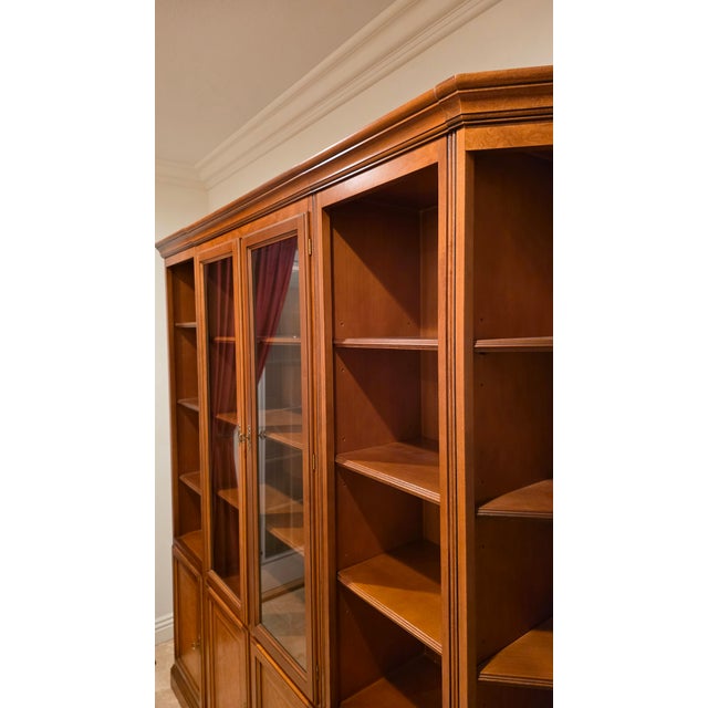 Selva Italian Cherry Wood Bookcase/Display Cabinet - Made in Italy, Luxury Vintage For Sale - Image 4 of 7