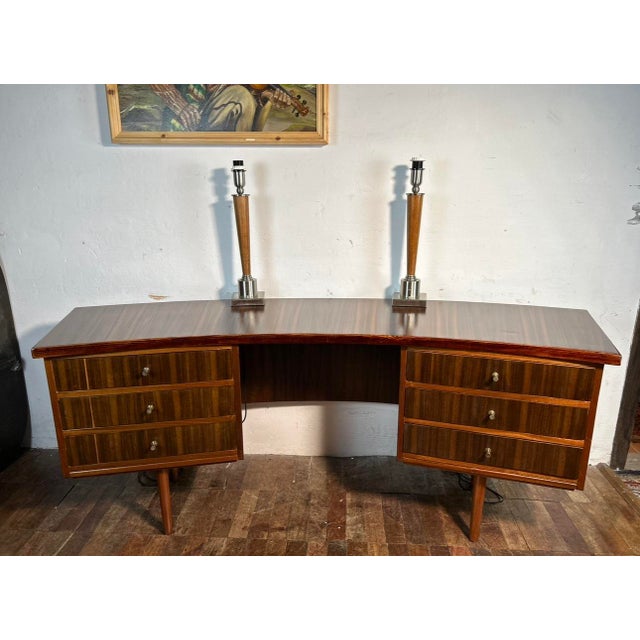 Mid-Century Curved Walnut Executive Desk from Morris of Glasgow, 1950s For Sale - Image 4 of 11