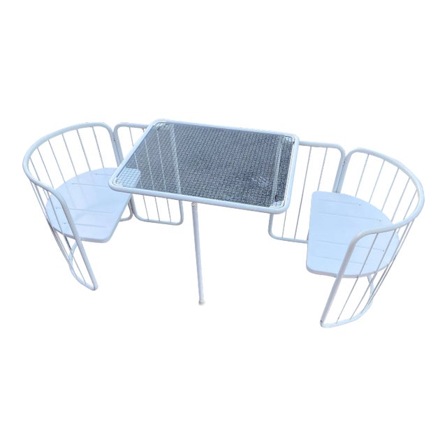 1960s Mid-Century Modern Italian White Emu Pivoting Wire Chair & Table System For Sale