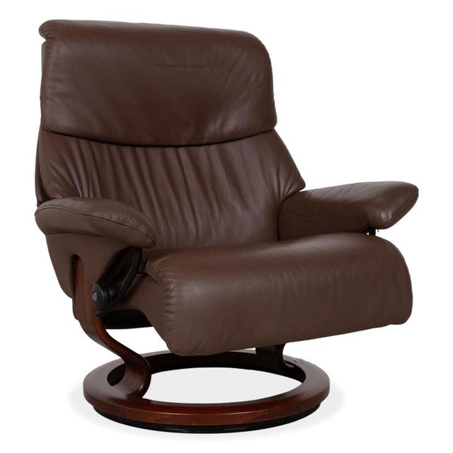 Dream Recliner in Dark Brown Leather and Wood from Stressless For Sale - Image 15 of 15