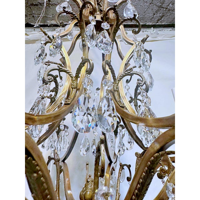 1910s French Style Brass Chandelier For Sale - Image 13 of 17