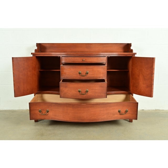 Mid 20th Century Federal Cherry Wood Serpentine Front Sideboard Buffet by Morganton, Circa 1950s For Sale - Image 5 of 14