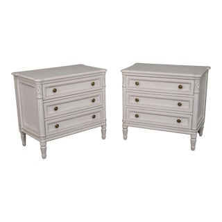 White Painted French Louis XVI Carved Louis XVI Nightstands - A Pair For Sale