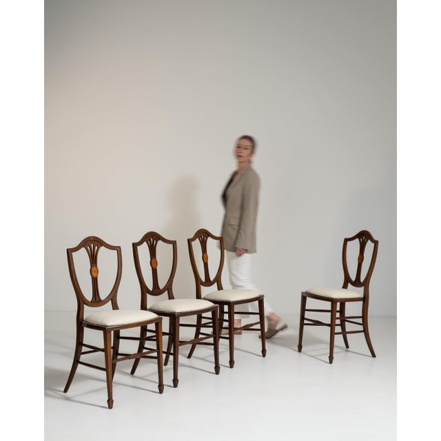 Set of Four Hepplewhite Dining Chairs, Antique, United Kingdom, 19th Century For Sale - Image 10 of 12