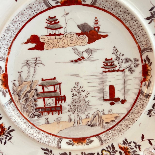 Chinoiserie Antique 1820s Mason's Patent Ironstone "Pekin" Chinese Landscape Plate – 10.25" For Sale - Image 3 of 12