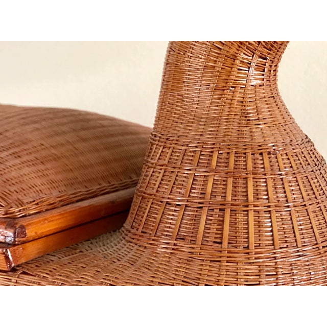 1970s Mid-Century Shanghai Collection Wicker Hen For Sale - Image 5 of 13
