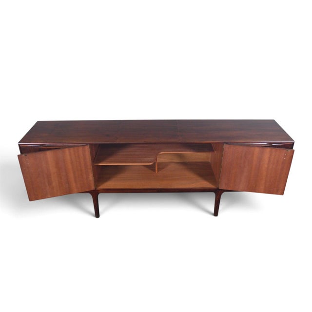 Mid-Century Modern Mid 20th Century McIntosh "Dunotter" Credenza in Brazilian Rosewood For Sale - Image 3 of 15