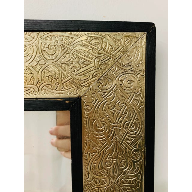Mid-Century Modern Vintage Hollywood Regency Wall Mirror, Ebonized Wood & Brass Filigree For Sale - Image 3 of 10