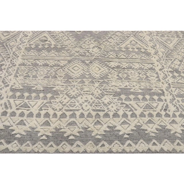Early 21st Century Contemporary Gray High-Low Texture Rug, 08'01 X 09'10 For Sale - Image 5 of 10