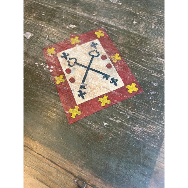 18th Century Italian Dining Table With Coat of Arm Accents For Sale - Image 10 of 12
