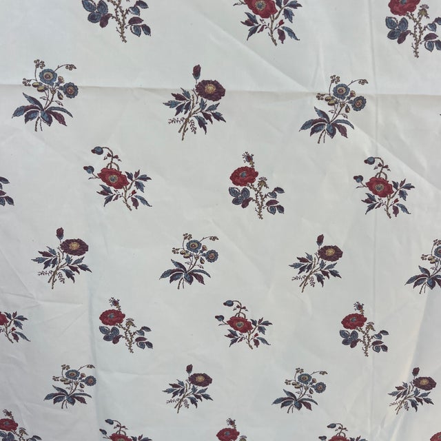 English Fleurons D’helene Camille Glaze Cotton Chintz Fabric 2 Yards For Sale - Image 3 of 5