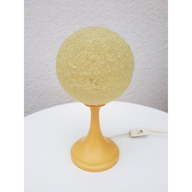 Vintage Granulat Tulip Base Table Lamp, 1970s For Sale - Image 3 of 6