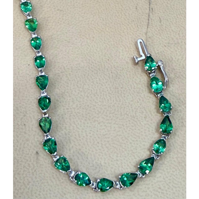 12 Ct Natural Pear Shape Tsavorite Cocktail Tennis Bracelet 14 Kt White Gold 7" This exceptionally Beautiful Tennis...