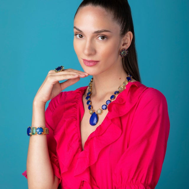 Elevate your style with our Martha Studs, a testament to classic sophistication. These vintage inspired stud earrings...