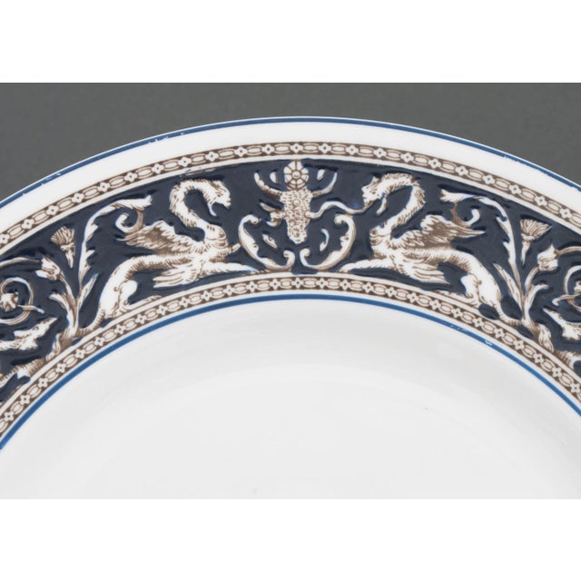 English Late 20th Century Wedgwood "Florentine" Porcelain Service, 156 Pcs. For Sale - Image 3 of 18