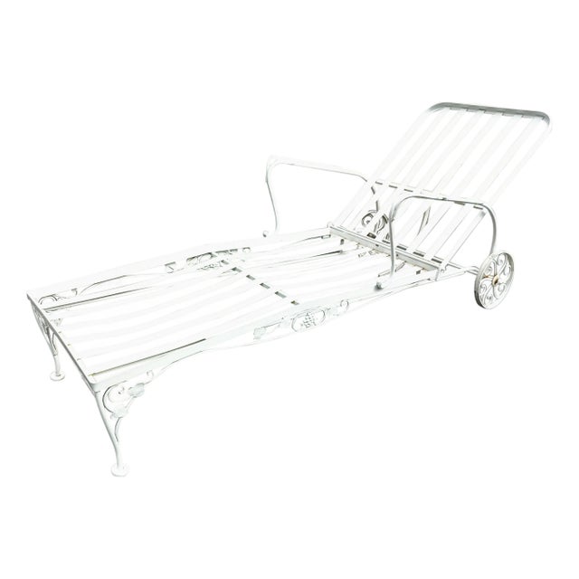 Mid 20th Century Reclining Sunbather Lounge Chair For Sale