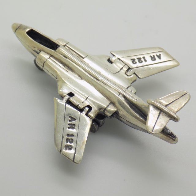 Vintage Italian Sterling Silver 925 McDonnell Douglas F-4 Phantom II Airplane with Folding Wings, Arezzo, 1980s For Sale - Image 15 of 15
